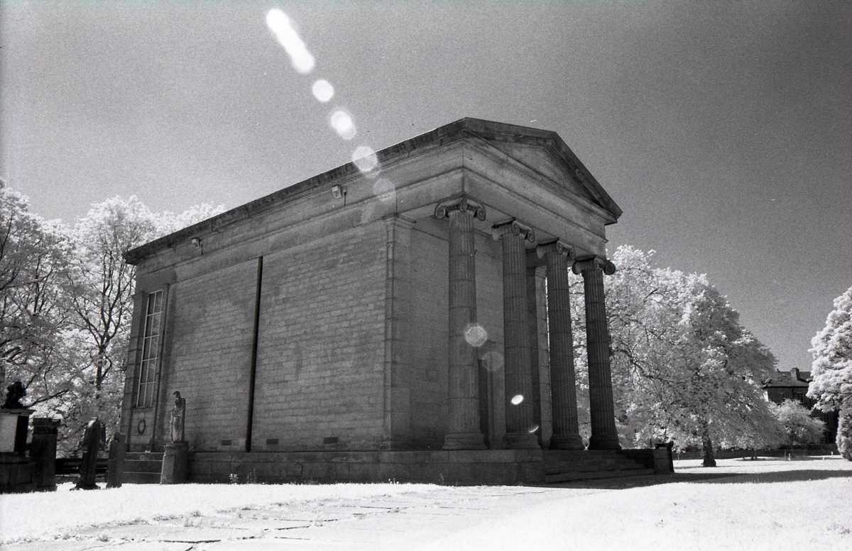 Mausoleum - Rollei IR 400 720nm filter at EI 1.5