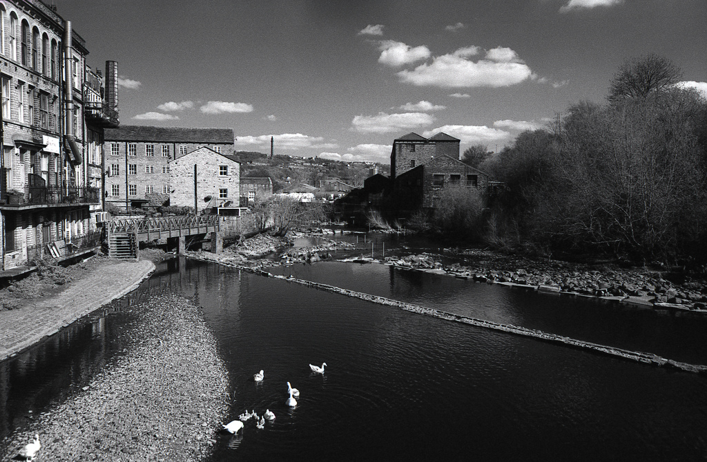 River Calder at Sowerby Bridge - Praktica TL-5B and Rollei Retro 400S